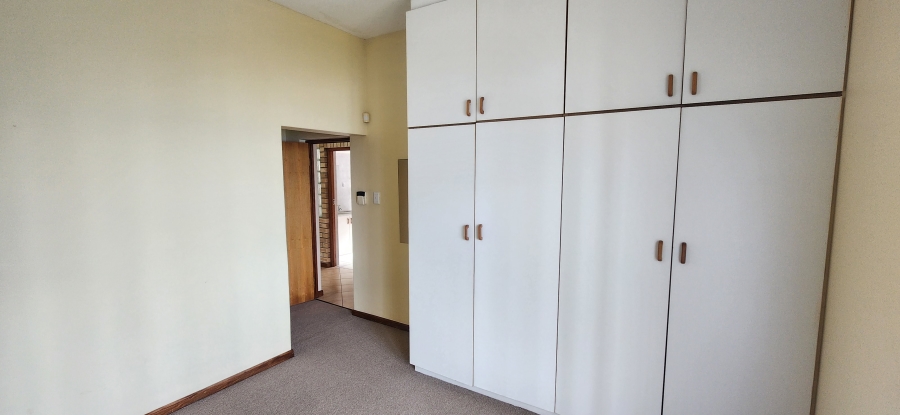 5 Bedroom Property for Sale in Dana Bay Western Cape